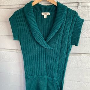 Decree emerald green crop sweater, size medium